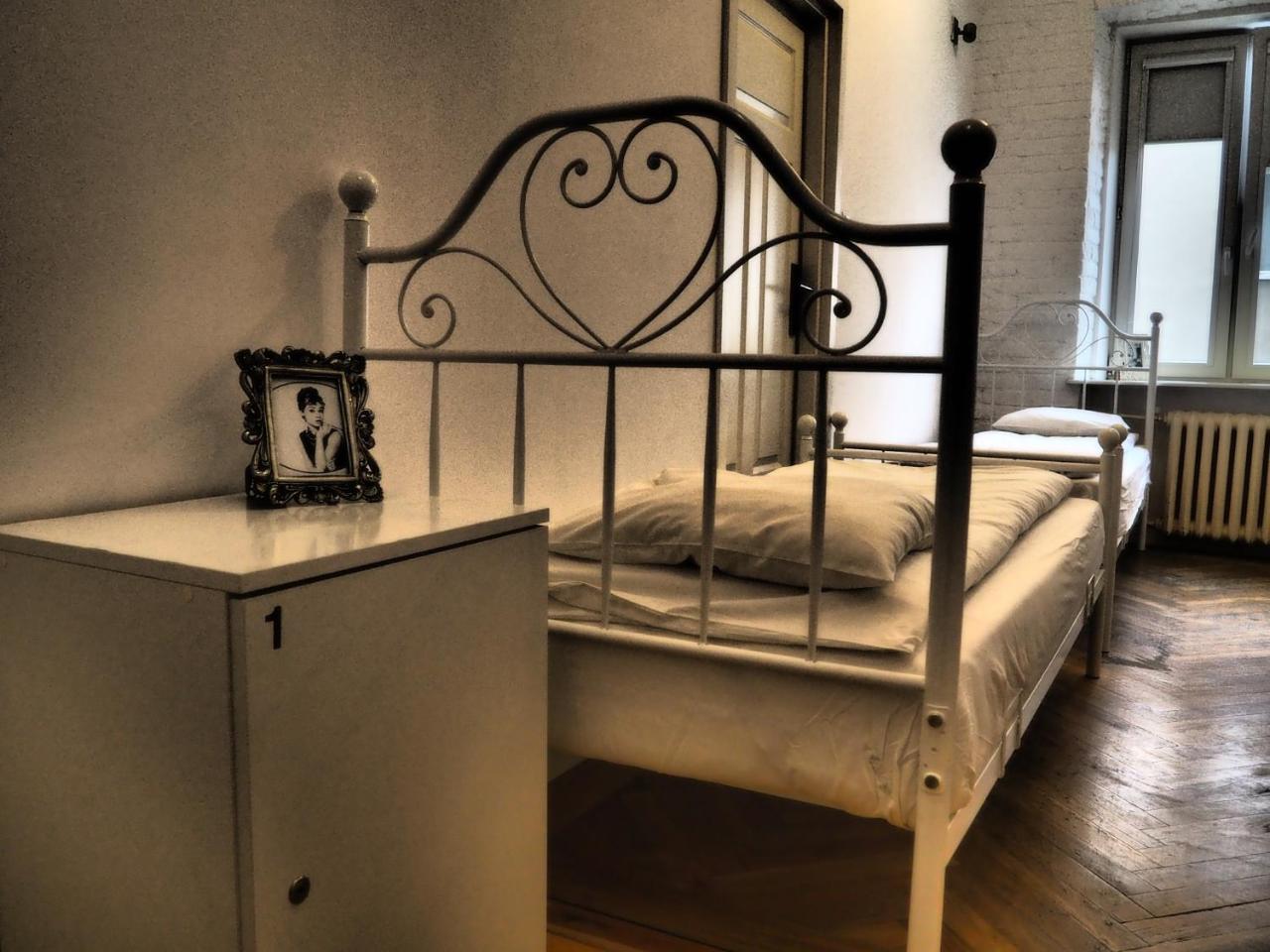 Chmielna 5 Rooms & Apartments Варшава Экстерьер фото